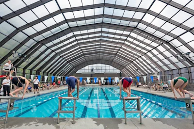 Adaptable Aquatics: How to Overcome Seasonality While Protecting Your Budget
